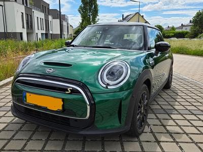 Mini Cooper SE (2023) - Photo 1