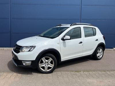 Dacia Sandero Stepway 1.5 DCI (2016) - Photo 1