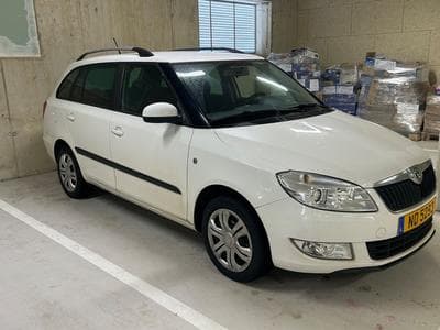 Skoda Fabia 1.6 Tdi (2012) - Photo 1