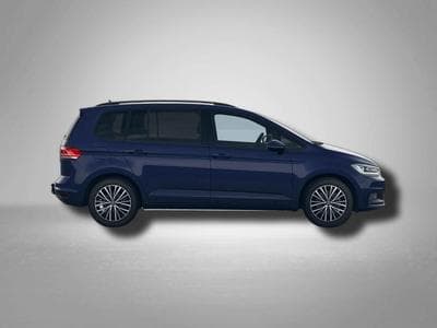 VW Touran Life Plus 1.5 TSI 7-Gang-DSG (2026) - Photo 6