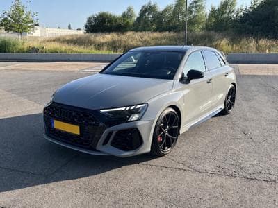 Audi RS3 (2024) - Photo 1