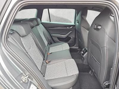 Skoda Octavia 2.0 TDI 110 kW Sportline (2026) - Foto 1