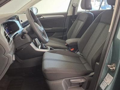 VW T-Roc Life 1.0 TSI 6-Gang (2026) - Photo 9