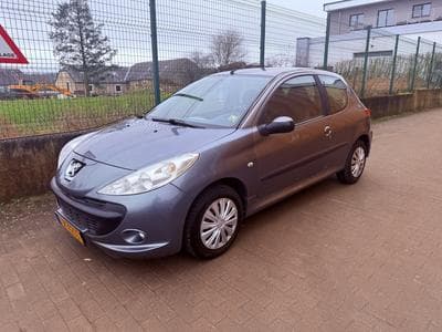 Peugeot 206 1.4i 75ch clim (2009) - Photo 1