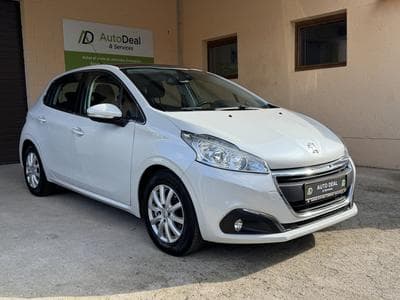 Peugeot 208 1.2 Active 110CV (2015) - Photo 1