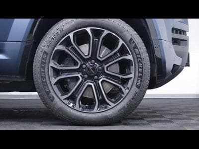 Land-Rover Defender 110 P635 OCTA AWD Auto 26 (2026) - Foto 9