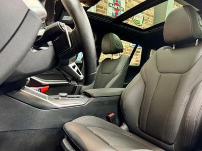 BMW 330 330iA Touring 2.0 245cv Auto xDrive M-SPORT (2025) - Foto 5