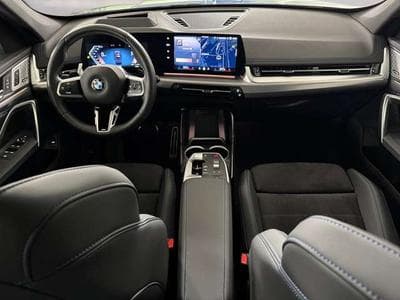 BMW X1 xDrive23d Head-Up HK HiFi DAB (2024) - Foto 7