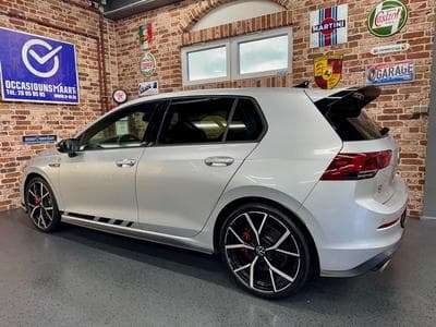 VW Golf Golf VIII GTI 2.0 TSi 301cv Auto Clubsport (2021) - Photo 2