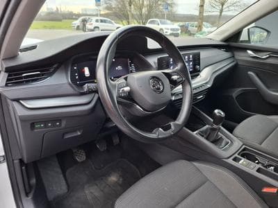 Skoda Octavia 2.0 TDI 116 COMBI AMBITION LED (2020) - Photo 11