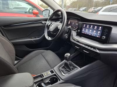 Skoda Octavia 2.0 TDI 116 COMBI AMBITION LED (2020) - Foto 6