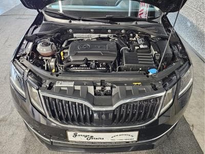 Skoda Octavia 1.8 TSI STYLE LED NAVI 1 HAND (2018) - Photo 10