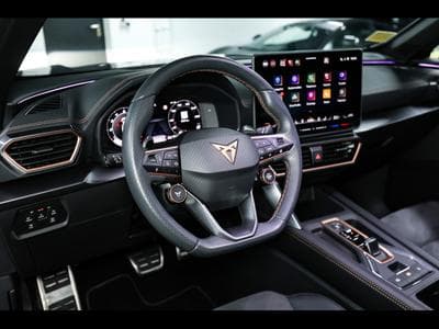 Cupra Formentor VZ 2.0 TSI 333 DSG7 4DRIVE (FACELIFT) – MIDNIGHT BLACK (2025) - Photo 10