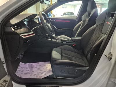 Skoda Octavia COMBI 2.0 TSI 265 RS DSG CANTON PANO CUIR NAVI (2026) - Photo 8