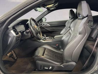 BMW M4 Coupé (2023) - Photo 9
