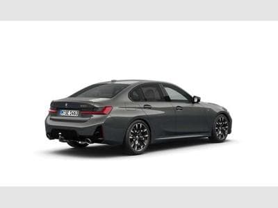 BMW 330 i xDrive M Sport M-Paket (2026) - Photo 2