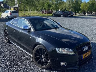 Audi A5 S-line (2008) - Foto 1