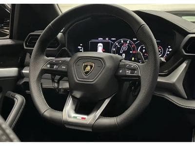 Lamborghini Urus URUS SE/BANG OLUF 3D/AHK/ STOCK AVAILABLE DIRECTLY (2025) - Photo 9