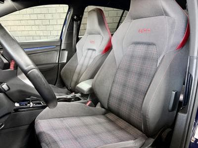 VW Golf GTI 2.0 TSI 245CV DSG7*HARMAN* TÊTE HAUTE* ACC* (2023) - Foto 7