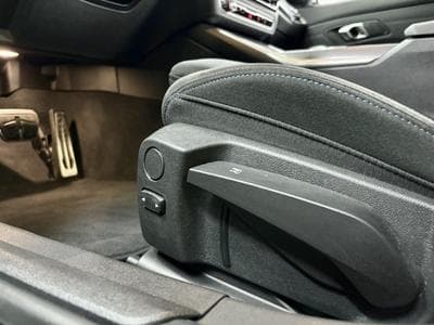 BMW 330 330i M-Sport Touring xDrive 245CV * Hayon * ACC * Sièges cha (2025) - Photo 8