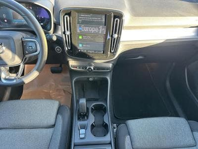 Volvo XC40 B3 Core / Essence (2024) - Photo 11