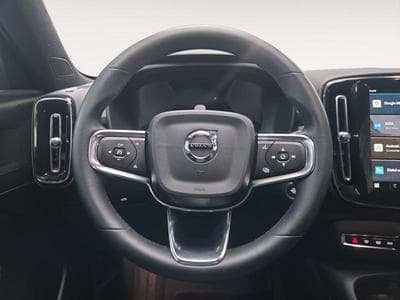 Volvo XC40 B3 Core / Essence (2024) - Photo 12