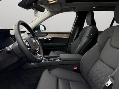 Volvo XC90 B5 Plus Bright / Essence (2025) - Photo 10