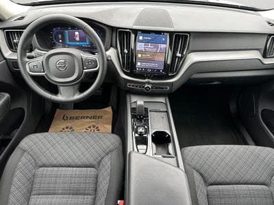 Volvo XC60 B4 Core / Diesel (2023) - Photo 3