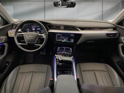 Audi E-tron QUATTRO 55ELEC 408CV BVA ADVANCED (2021) - Photo 6