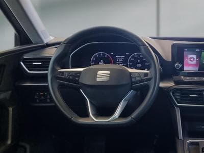 Seat Leon -34% 1.5 eTSI 150cv BVA+MIRRORLINK+CAM+Options (2024) - Photo 9