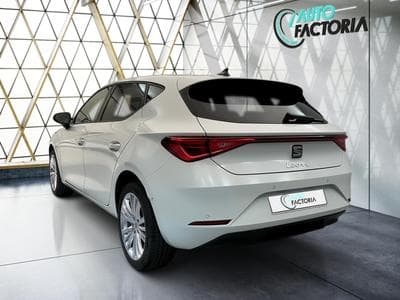 Seat Leon -37% 1.5 eTSI 150cv BVA+MIRRORLINK+RADARS+Opts (2024) - Photo 4