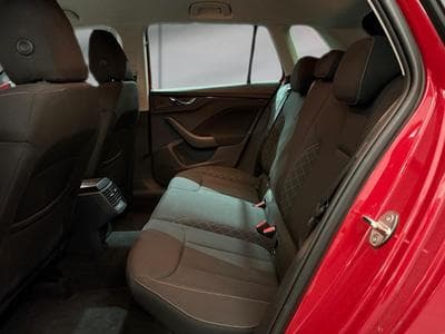 Skoda Kamiq -27% 1.0 TSI 110cv BVA+MIRRORLINK+CAM+LED+Opts (2024) - Photo 8