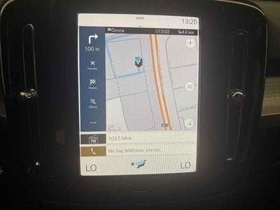 Volvo XC40 -39% T2 129cv BVA+GPS+CAM+LED+HAYON ELEC+Opts (2024) - Photo 10