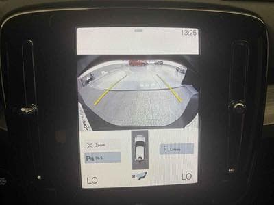 Volvo XC40 -36% T2 129cv BVA+GPS+CAM+LED+HAYON ELEC+Opts (2024) - Photo 11