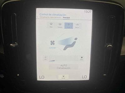 Volvo XC40 -39% T2 129cv BVA+GPS+CAM+LED+HAYON ELEC+Opts (2024) - Photo 12