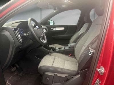 Volvo XC40 -36% T2 129cv BVA+GPS+CAM+LED+HAYON ELEC+Opts (2024) - Photo 7