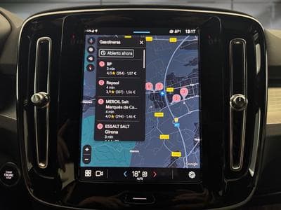 Volvo XC40 -39% B3 163cv BVA +GPS+CAM+LED+HAYON ELEC+Opts (2024) - Photo 11