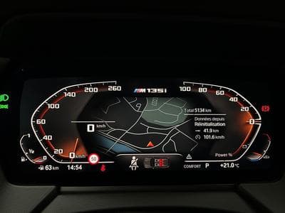 BMW M135 -35% 306cv BVA8 4x4 +GPS+CAM+FULL LED+Options (2023) - Photo 10