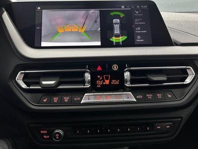 BMW M135 -35% 306cv BVA8 4x4 +GPS+CAM+FULL LED+Options (2023) - Photo 12