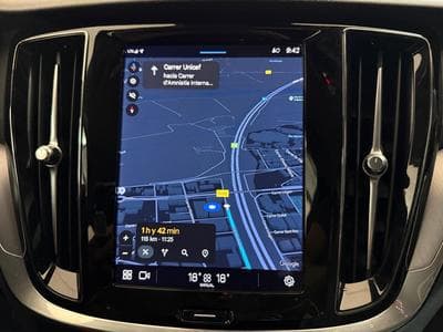 Volvo S60 -48% B4 MHEV 197cv BVA +GPS+CAM+LED+Options (2024) - Photo 11