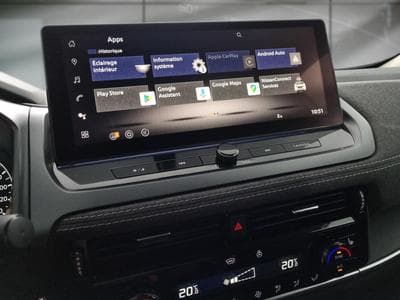 Nissan Qashqai -35% 1.3 DIGT 140cv +GPS+PK HIVER+CAM360+Opts (2025) - Photo 12