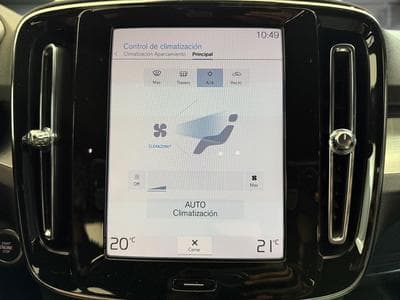 Volvo XC40 -36% T2 129cv BVA+GPS+CAM+LED+HAYON ELEC+Opts (2024) - Foto 13