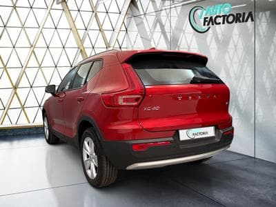 Volvo XC40 -36% T2 129cv BVA+GPS+CAM+LED+HAYON ELEC+Opts (2024) - Foto 4