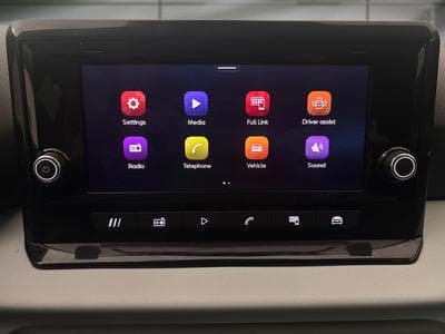 Seat Arona -26% 1.0 TSI 115Cv Special Edition+Options (2025) - Foto 13