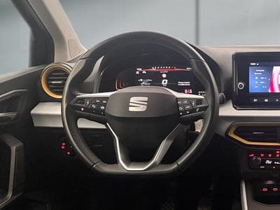 Seat Arona -26% 1.0 TSI 115Cv Special Edition+Options (2025) - Foto 9