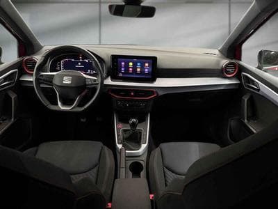 Seat Arona -30% 1.0 TSI 115cv FR +GPS+CAM+PARK ASSIST+Opts (2025) - Foto 6