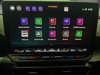 Cupra Leon -29% 1.5 eTSI 150cv BVA+MIRRORLINK+CAM+LED+JA18 (2025) - Foto 10