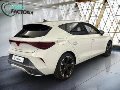 Cupra Leon -29% 1.5 eTSI 150cv BVA+MIRRORLINK+CAM+LED+JA18 (2025) - Photo 3