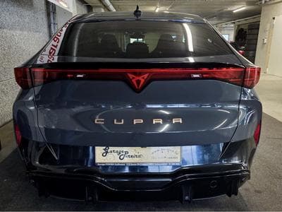 Cupra Tavascan ADRENALINE 286PS HEAD UP SENNHEISER PANO CUIR NAVI 1 HAND (2024) - Photo 3