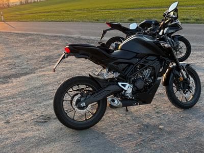 Honda CBR (2025) - Foto 1